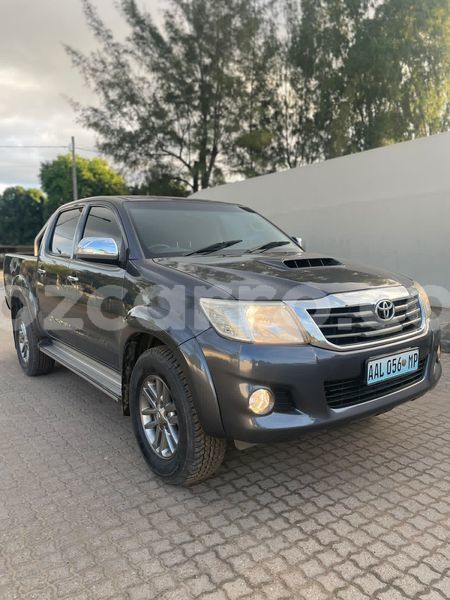 Big with watermark toyota hilux tete marara 14648