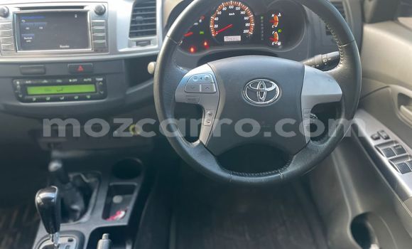 Tenga Tsaru Toyota Hilux Sirivha Mota in Marara in Tete Tenga Tsaru Toyota Hilux Sirivha Mota in Marara in Tete