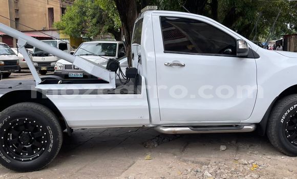 Buy Used Mazda BT-50 White Car in Maputo in Maputo Buy Used Mazda BT-50 White Car in Maputo in Maputo
