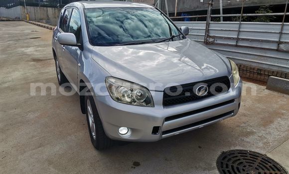 Tenga Tsaru Toyota RAV4 Sirivha Mota in Maputo in Maputo Tenga Tsaru Toyota RAV4 Sirivha Mota in Maputo in Maputo