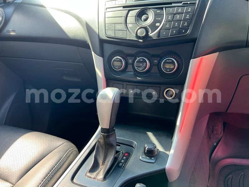 Big with watermark mazda bt 50 maputo maputo 14655