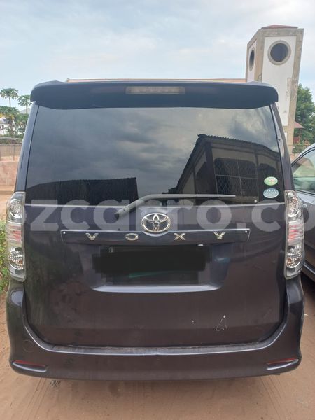 Big with watermark toyota voxy maputo maputo 14656