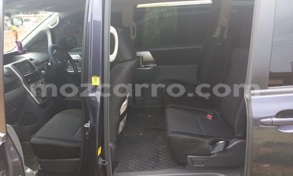 Buy Used Toyota Voxy Blue Car in Maputo in Maputo Buy Used Toyota Voxy Blue Car in Maputo in Maputo