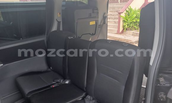 Buy Used Toyota Voxy Blue Car in Maputo in Maputo Buy Used Toyota Voxy Blue Car in Maputo in Maputo