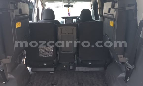 Buy Used Toyota Voxy Blue Car in Maputo in Maputo Buy Used Toyota Voxy Blue Car in Maputo in Maputo