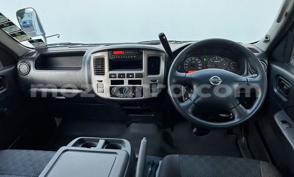 Buy Used Nissan Caravan White Car in Maputo in Maputo Buy Used Nissan Caravan White Car in Maputo in Maputo