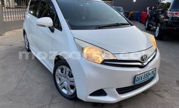 Tenga Tsaru Toyota Ractis Chena Mota in Maputo in Maputo