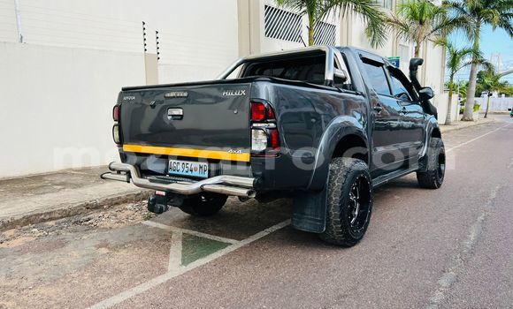 Tenga Tsaru Toyota Hilux Zvimwe Mota in Maputo in Maputo Tenga Tsaru Toyota Hilux Zvimwe Mota in Maputo in Maputo