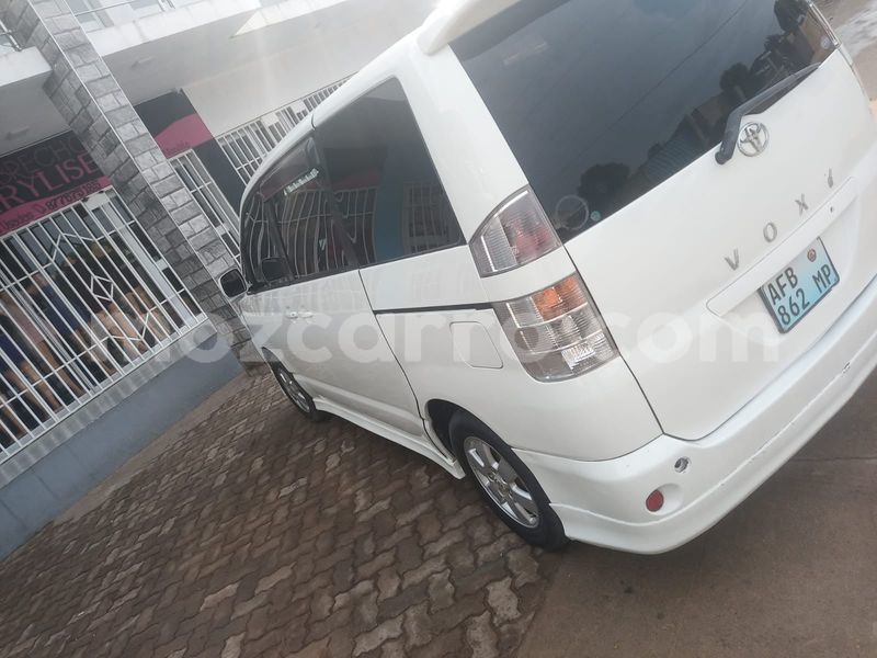 Big with watermark toyota voxy maputo maputo 14668