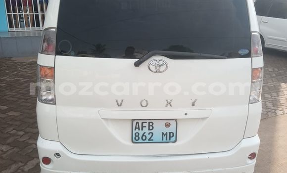 Tenga Tsaru Toyota Voxy Zvimwe Mota in Maputo in Maputo Tenga Tsaru Toyota Voxy Zvimwe Mota in Maputo in Maputo
