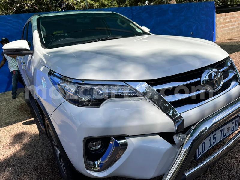 Big with watermark toyota fortuner maputo maputo 14672