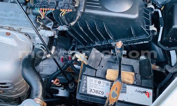 Comprar Usado Toyota Noah Prata Carro em Maputo em Maputo Comprar Usado Toyota Noah Prata Carro em Maputo em Maputo