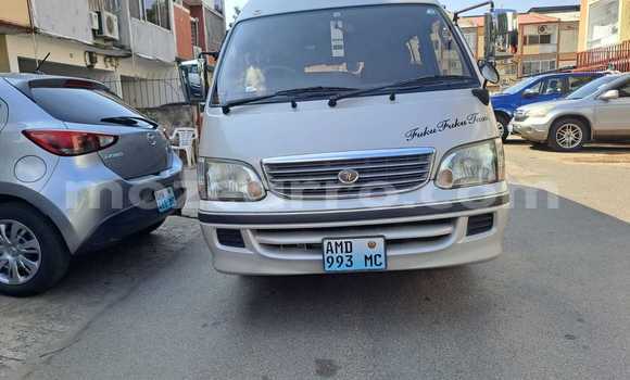 Tenga Tsaru Toyota Hiace Bhurawuni Mota in Maputo in Maputo Tenga Tsaru Toyota Hiace Bhurawuni Mota in Maputo in Maputo