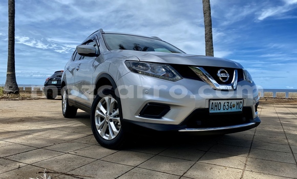 Tenga Tsaru Nissan X-Trail Sirivha Mota in Maputo in Maputo