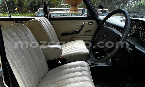 Buy Used Mercedes-Benz A200 Black Car in Maputo in Maputo Buy Used Mercedes-Benz A200 Black Car in Maputo in Maputo