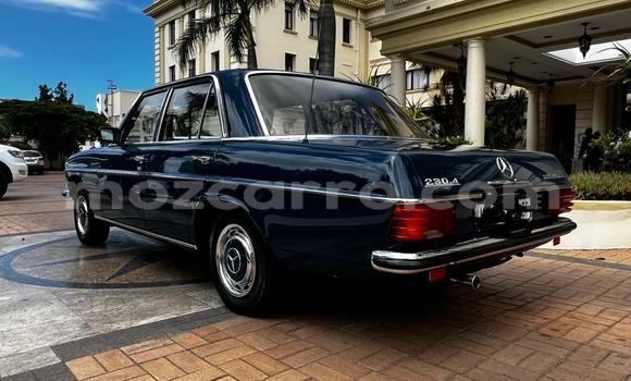 Buy Used Mercedes-Benz A200 Black Car in Maputo in Maputo Buy Used Mercedes-Benz A200 Black Car in Maputo in Maputo