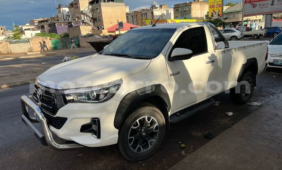 Nunua Ilio tumika Toyota Hiluxe Revo Nyeupe Gari ndani ya Maputo nchini Maputo Nunua Ilio tumika Toyota Hiluxe Revo Nyeupe Gari ndani ya Maputo nchini Maputo