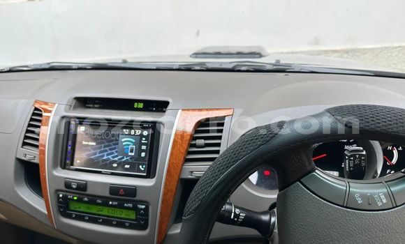 Buy Used Toyota Fortuner Silver Car in Maputo in Maputo Buy Used Toyota Fortuner Silver Car in Maputo in Maputo