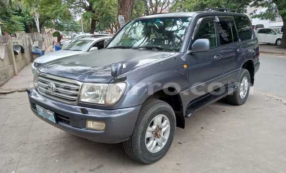 Comprar Usado Toyota Land Cruiser Prado Prata Carro em Maputo em Maputo