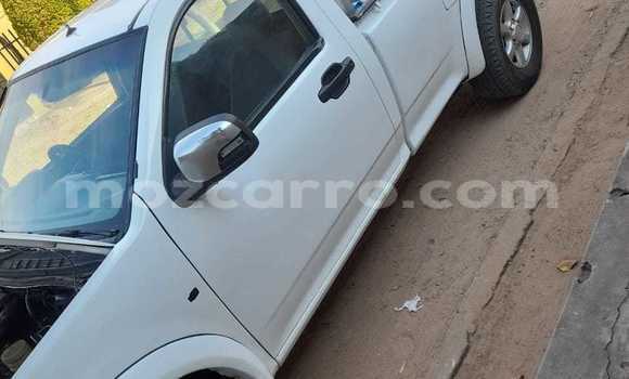 Tenga Tsaru Isuzu D-MAX Chena Mota in Maputo in Maputo Tenga Tsaru Isuzu D-MAX Chena Mota in Maputo in Maputo