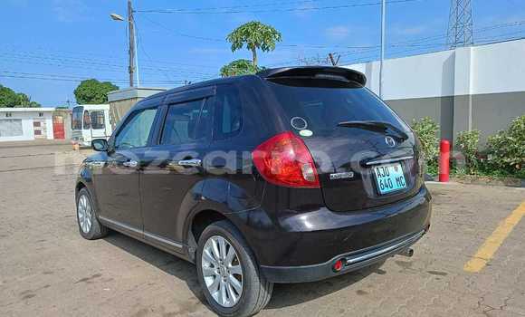 Nunua Ilio tumika Mazda Verisa Nyekundu Gari ndani ya Maputo nchini Maputo Nunua Ilio tumika Mazda Verisa Nyekundu Gari ndani ya Maputo nchini Maputo