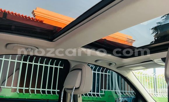 Buy Used Mercedes‒Benz C-Class Silver Car in Maputo in Maputo Buy Used Mercedes‒Benz C-Class Silver Car in Maputo in Maputo