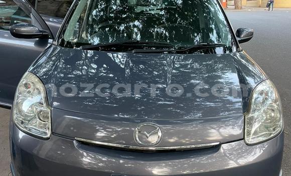 Comprar Usado Mazda Verisa Azul Carro em Maputo em Maputo