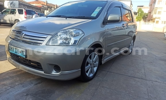 Nunua Ilio tumika Toyota Raum Brown Gari ndani ya Maputo nchini Maputo