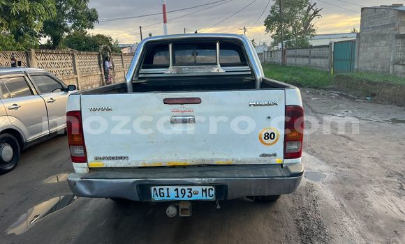 Tenga Tsaru Toyota Hilux Zvimwe Mota in Maputo in Maputo Tenga Tsaru Toyota Hilux Zvimwe Mota in Maputo in Maputo