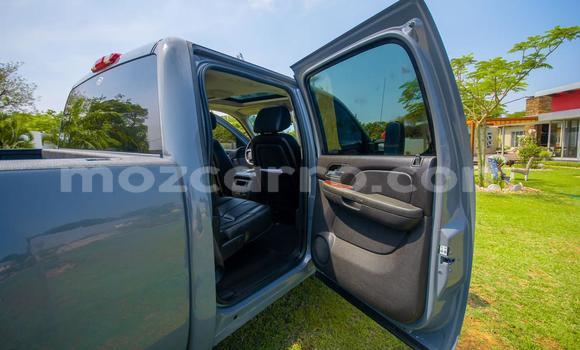 Comprar Novo Chevlolet Spin Prata Carro em Maputo em Maputo Comprar Novo Chevlolet Spin Prata Carro em Maputo em Maputo