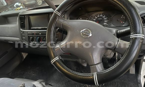 Comprar Usado Nissan Caravan Prata Carro em Maputo em Maputo Comprar Usado Nissan Caravan Prata Carro em Maputo em Maputo