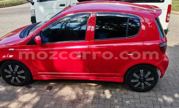 Comprar Usado Toyota Vitz Vermelho Carro em Maputo em Maputo Comprar Usado Toyota Vitz Vermelho Carro em Maputo em Maputo