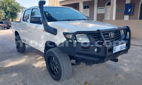 Tenga Tsaru Toyota Hilux Chena Mota in Maputo in Maputo Tenga Tsaru Toyota Hilux Chena Mota in Maputo in Maputo