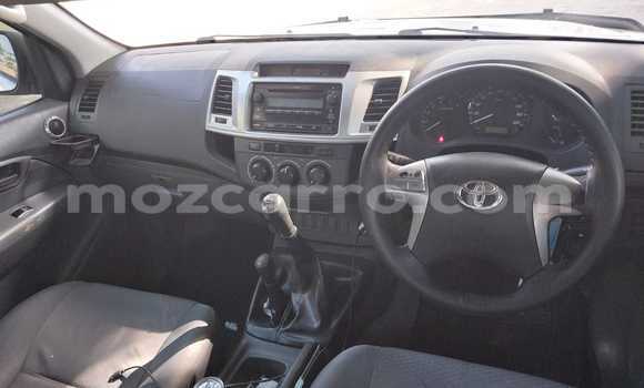 Tenga Tsaru Toyota Hilux Chena Mota in Maputo in Maputo Tenga Tsaru Toyota Hilux Chena Mota in Maputo in Maputo