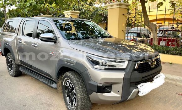 Tenga Tsaru Toyota Hiluxe Revo Bhurawuni Mota in Maputo in Maputo
