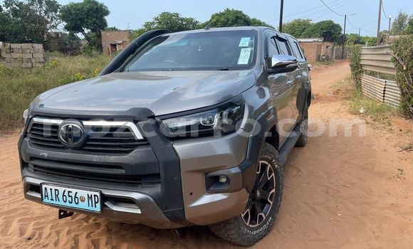 Tenga Tsaru Toyota Hiluxe Revo Bhurawuni Mota in Maputo in Maputo Tenga Tsaru Toyota Hiluxe Revo Bhurawuni Mota in Maputo in Maputo