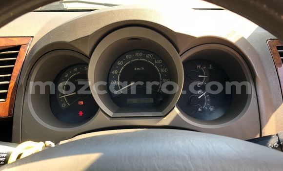 Nunua Ilio tumika Toyota Hilux Nyeupe Gari ndani ya Maputo nchini Maputo Nunua Ilio tumika Toyota Hilux Nyeupe Gari ndani ya Maputo nchini Maputo