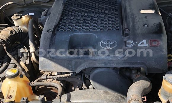Nunua Ilio tumika Toyota Hilux Nyeupe Gari ndani ya Maputo nchini Maputo Nunua Ilio tumika Toyota Hilux Nyeupe Gari ndani ya Maputo nchini Maputo