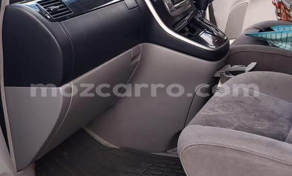 Nunua Ilio tumika Toyota Alphard Nyeupe Gari ndani ya Maputo nchini Maputo Nunua Ilio tumika Toyota Alphard Nyeupe Gari ndani ya Maputo nchini Maputo