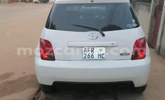 Comprar Usado Toyota IST Branco Carro em Maputo em Maputo Comprar Usado Toyota IST Branco Carro em Maputo em Maputo