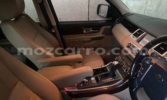 Nunua Ilio tumika Land Rover Discovery Sport Fedha Gari ndani ya Maputo nchini Maputo Nunua Ilio tumika Land Rover Discovery Sport Fedha Gari ndani ya Maputo nchini Maputo