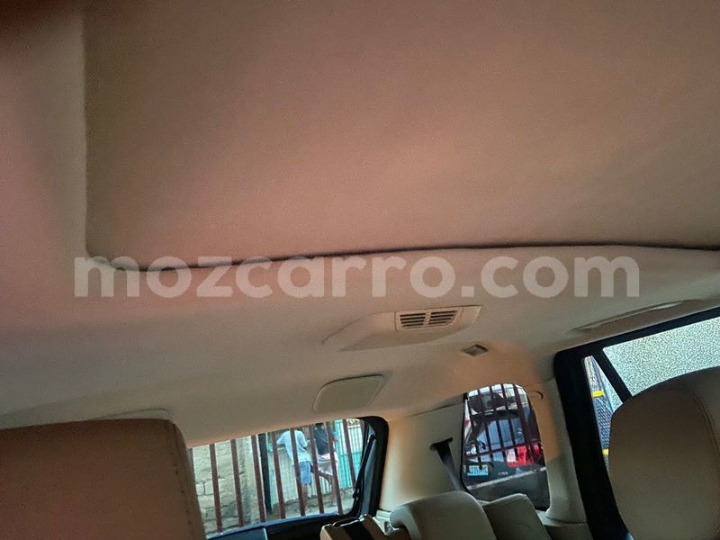 Big with watermark land rover discovery sport maputo maputo 14775