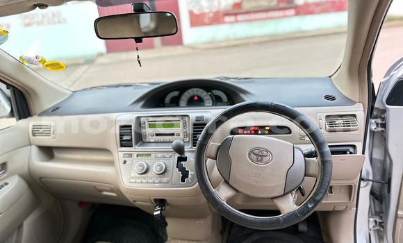 Comprar Usado Toyota Raum Prata Carro em Maputo em Maputo Comprar Usado Toyota Raum Prata Carro em Maputo em Maputo