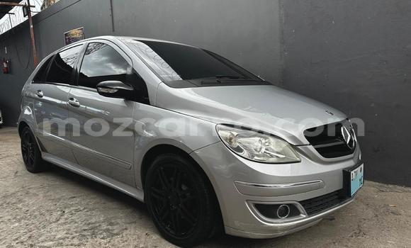 Nunua Ilio tumika Mercedes‒Benz B-klasse Nyingine Gari ndani ya Maputo nchini Maputo