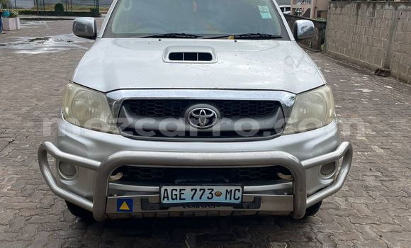 Tenga Tsaru Toyota Hilux Zvimwe Mota in Maputo in Maputo Tenga Tsaru Toyota Hilux Zvimwe Mota in Maputo in Maputo