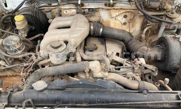 Tenga Tsaru Nissan Hardbody Chena Mota in Maputo in Maputo Tenga Tsaru Nissan Hardbody Chena Mota in Maputo in Maputo