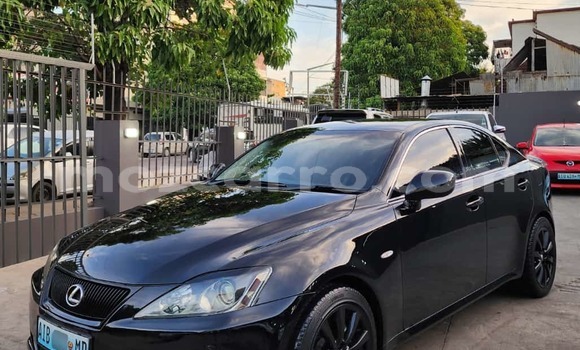 Comprar Usado Lexus IS Prata Carro em Maputo em Maputo