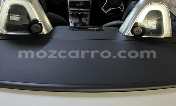 Comprar Usado Mercedes‒Benz SLK-Class Branco Carro em Maputo em Maputo Comprar Usado Mercedes‒Benz SLK-Class Branco Carro em Maputo em Maputo
