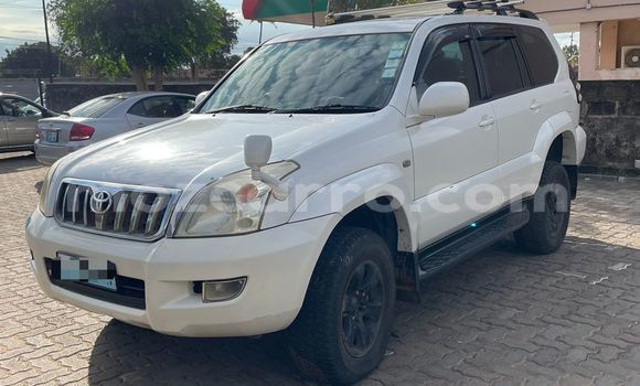 Nunua Ilio tumika Toyota Prado Nyeupe Gari ndani ya Maputo nchini Maputo Nunua Ilio tumika Toyota Prado Nyeupe Gari ndani ya Maputo nchini Maputo