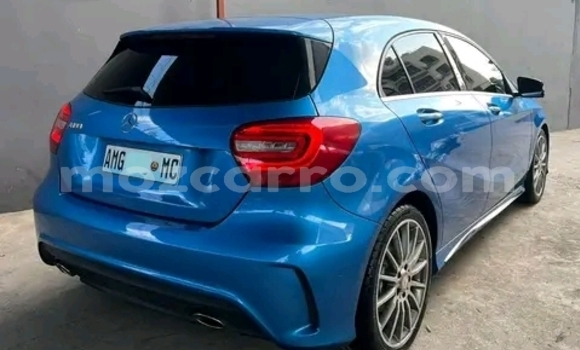 Buy Used Mercedes-Benz A200 Blue Car in Maputo in Maputo